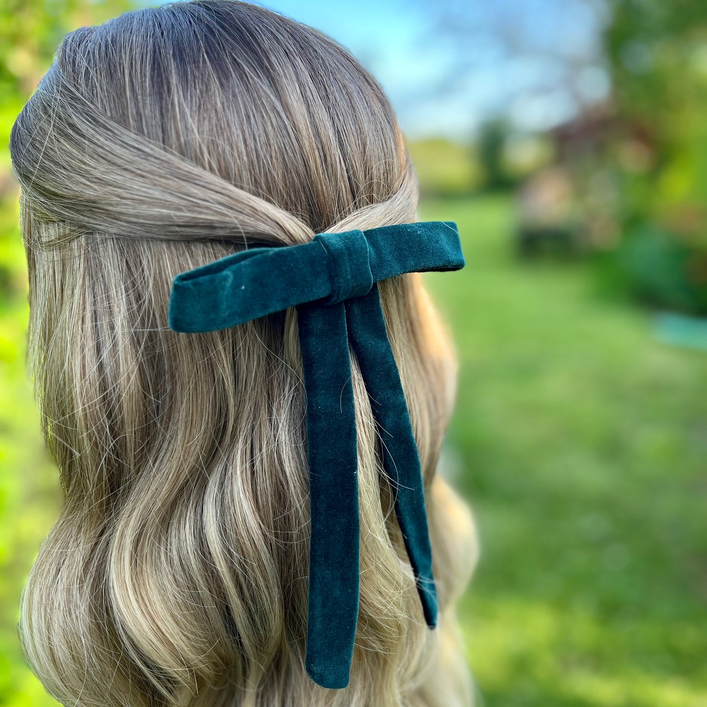 Julia Dark Green Skinny Bow Clip