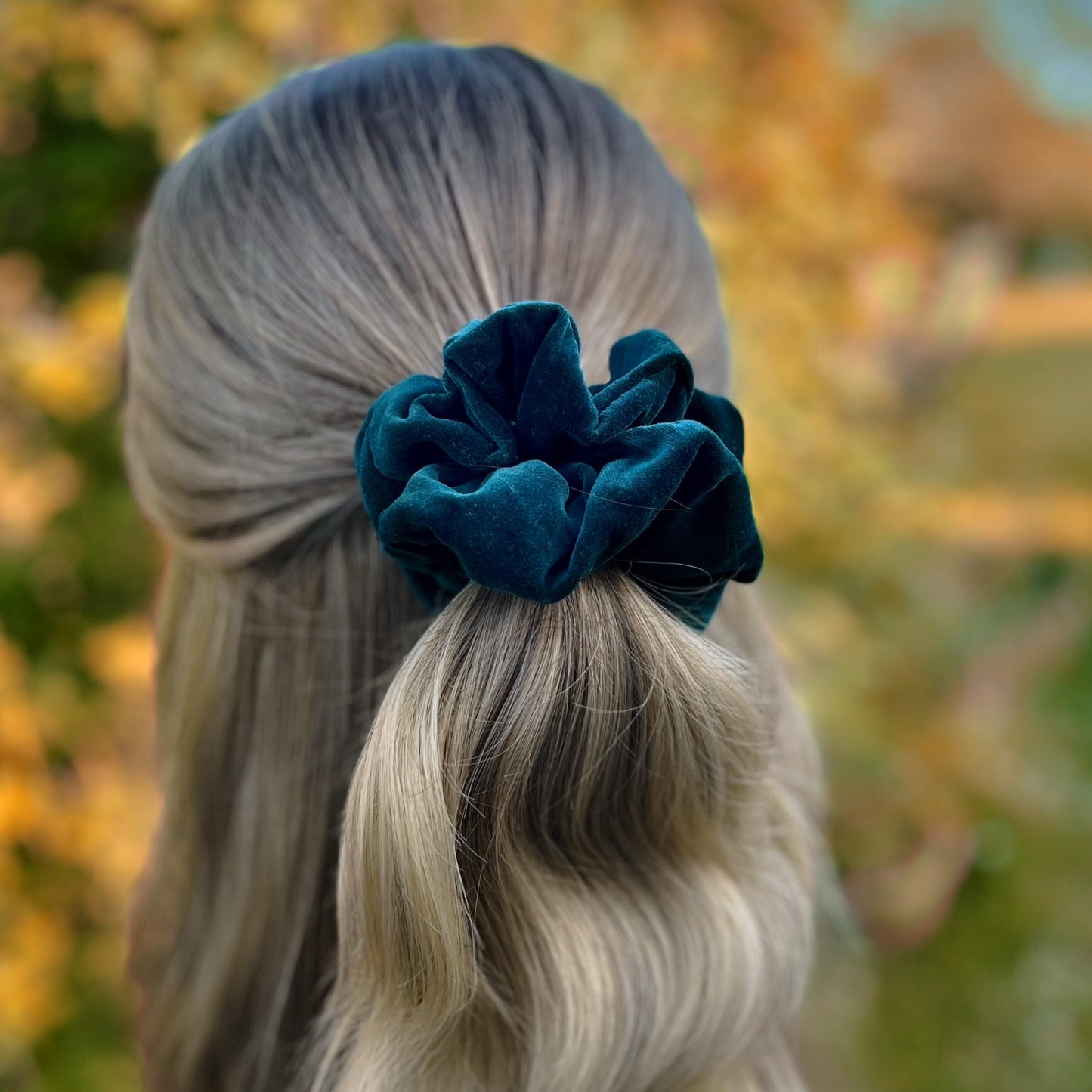 Selena Dark Green scrunchie