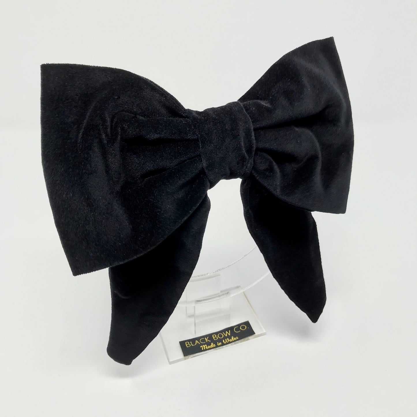 Kelly Black Bow