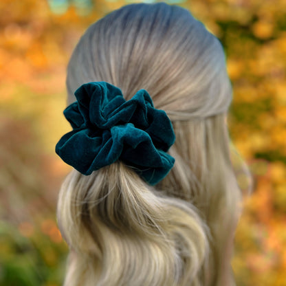 Selena Dark Green scrunchie