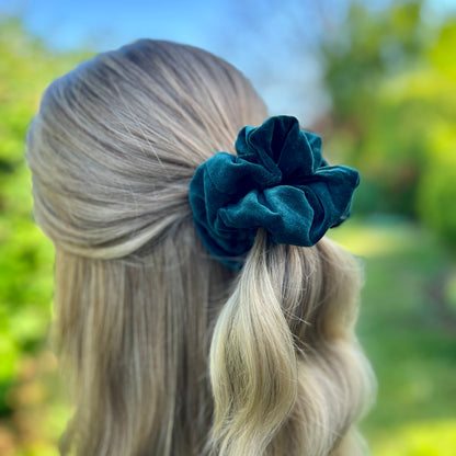Selena Dark Green scrunchie
