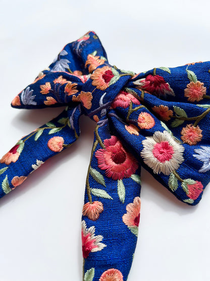 Annelise Bow Clip